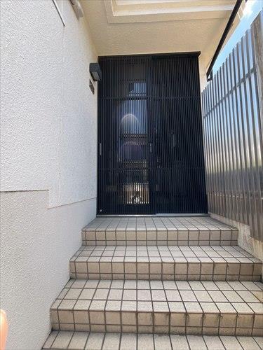 玄関ポーチ