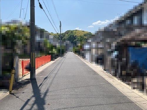 前面道路（北西側）１