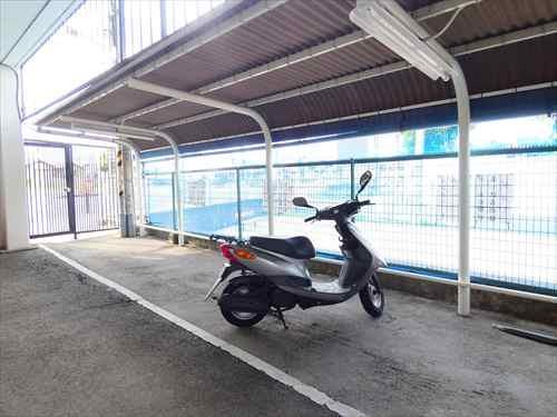 バイク置場