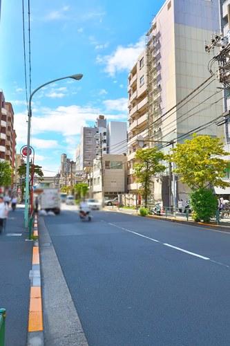 【現地前面道路2023年9月撮影】