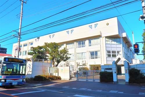 川崎市立戸手小学校まで330ｍ