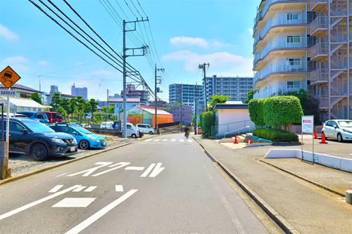 【現地前面道路2024年6月撮影】