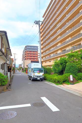 【現地前面道路2024年7月撮影】