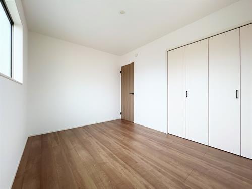 2F北東側洋室約6.0帖