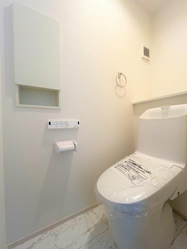 2Fトイレ（温水便座）