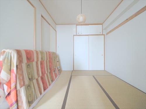 和室 約6帖