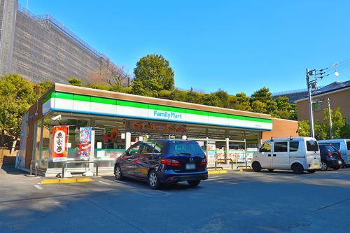 ファミリーマート町田南大谷店まで600m ファミリーマート町田南大谷店まで600m