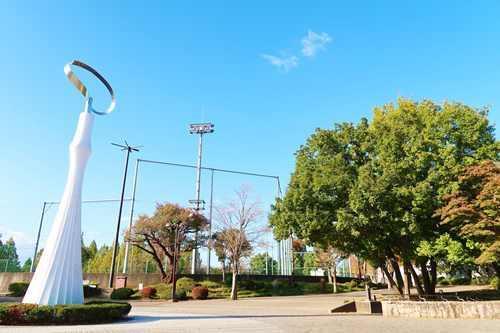 横山公園まで200ｍ