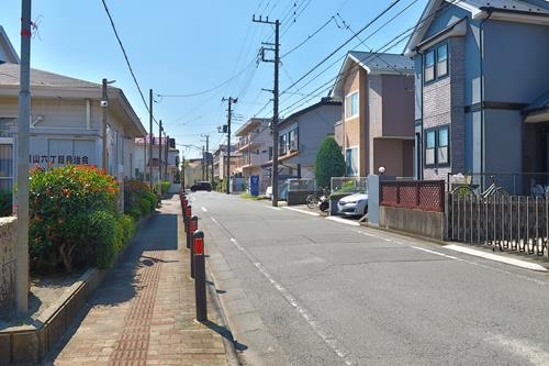 【現地前面道路2025年9月撮影】