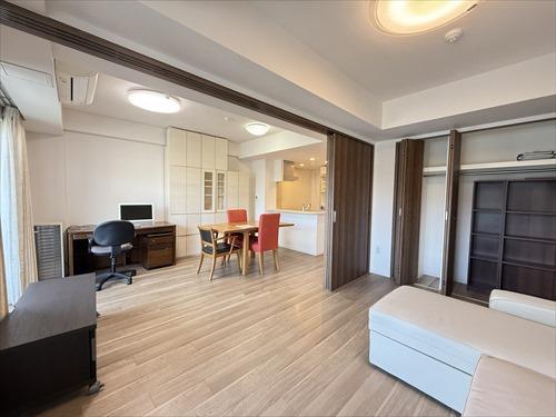 洋室①（約7.3帖）