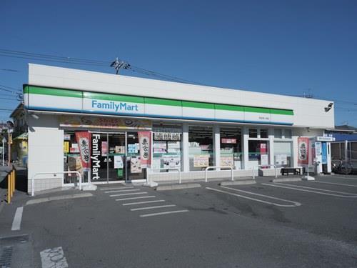 ファミリーマート町田高ヶ坂店 410m