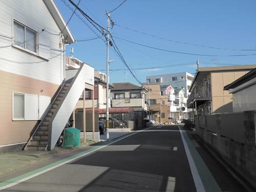 前面道路（2026年1月 撮影）