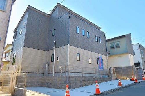 外観【現地写真2025年12月撮影】