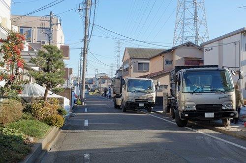 前面道路（2025年12月 撮影）