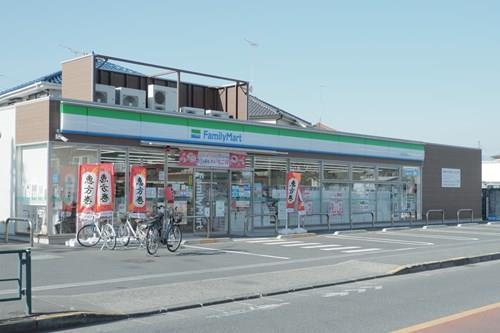 ファミリーマート八王子川口町店 600m