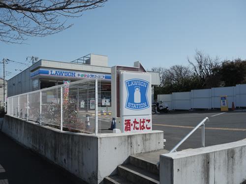 ローソン・スリーエフ 700m