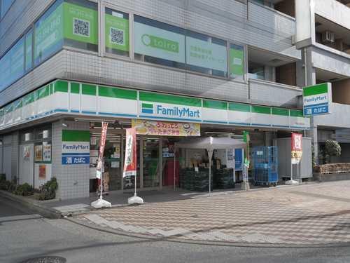 ファミリーマート相模大野駅前店 50m
