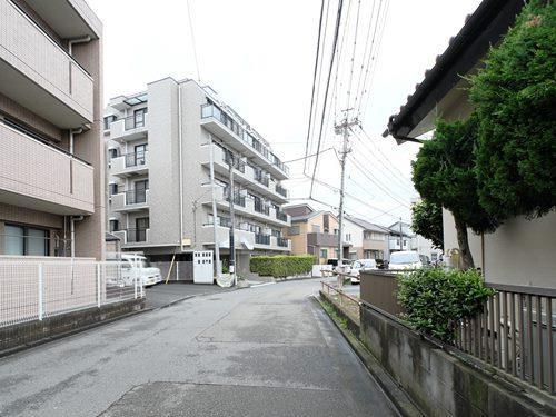 前面道路（撮影 2026.06）