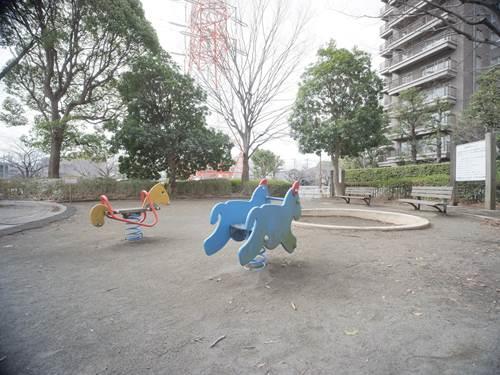 成瀬吹上公園 240m