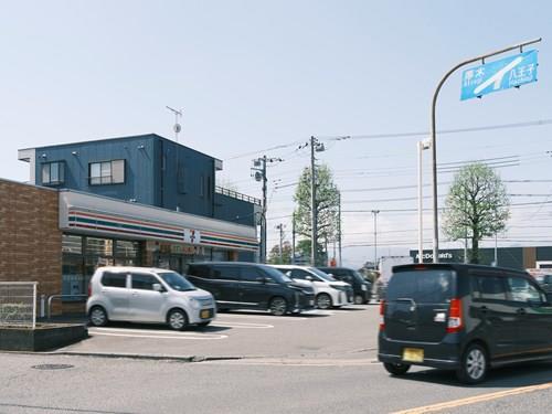 セブンイレブン 220m