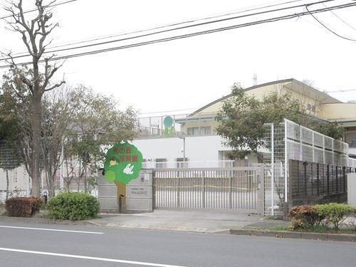 光の森保育園 620m