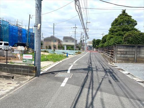北東側全面道路