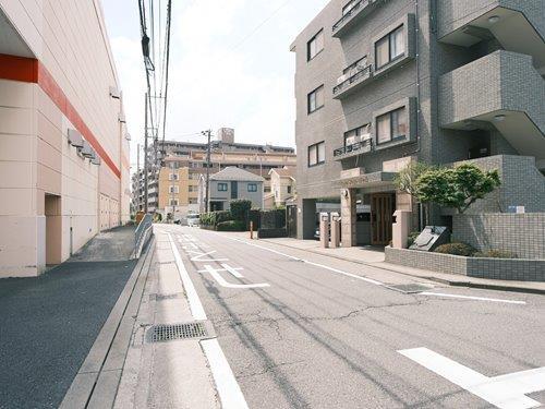 前面道路（撮影 2026.04）