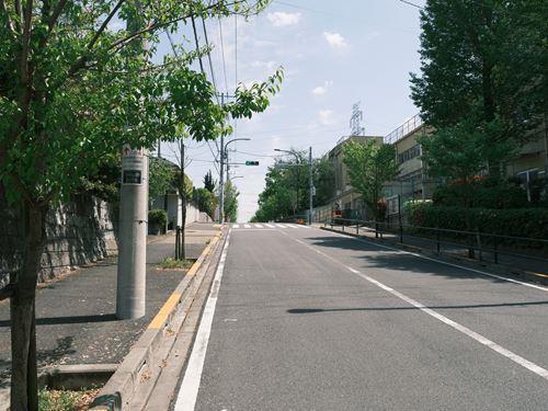 前面道路（撮影 2026.04）