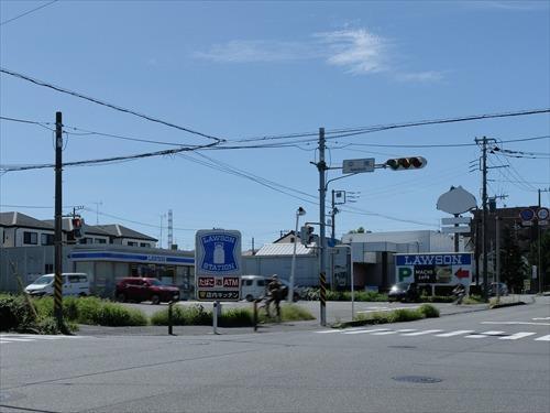ローソン相模原東淵野辺一丁目店 460m