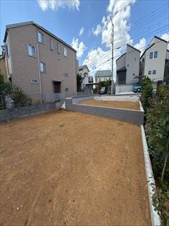 現地２号棟（北側から撮影）2026年8月