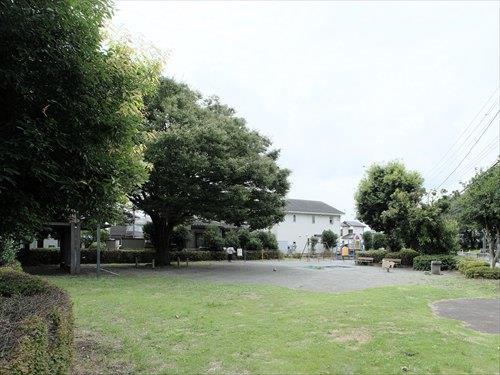 淵野辺本町どんぐり公園 300m 淵野辺本町どんぐり公園 300m