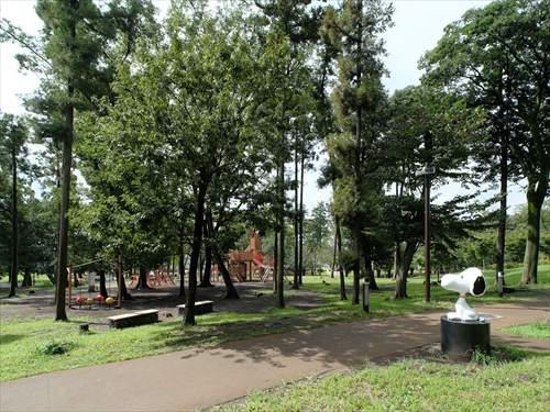 鶴間公園 690m