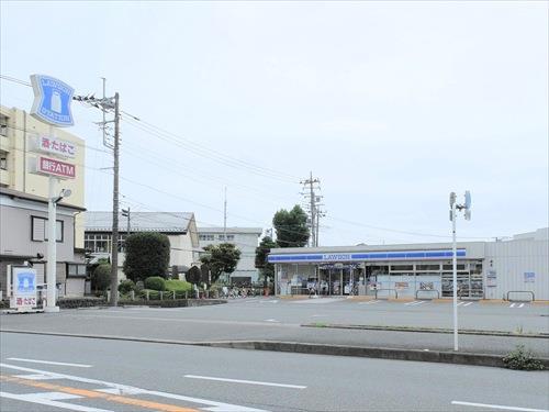 ローソン相模原田名店 1050m