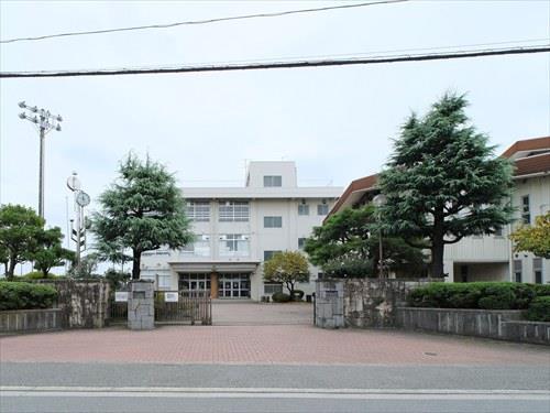 相模原市立田名中学校 1030m