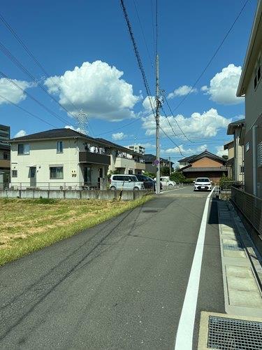 南側前面道路　東方向