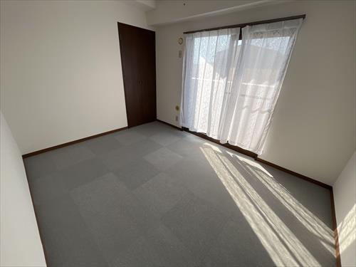 洋室（約5.9帖）