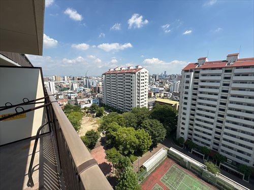 バルコニーからの景色（南側）