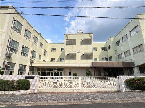 名古屋市立蓬来小学校まで580m