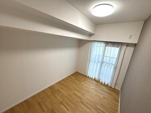 洋室（約4.8帖）２