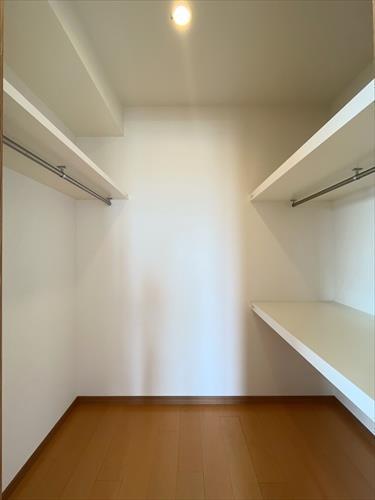 WIC(ウォークインクローゼット)①