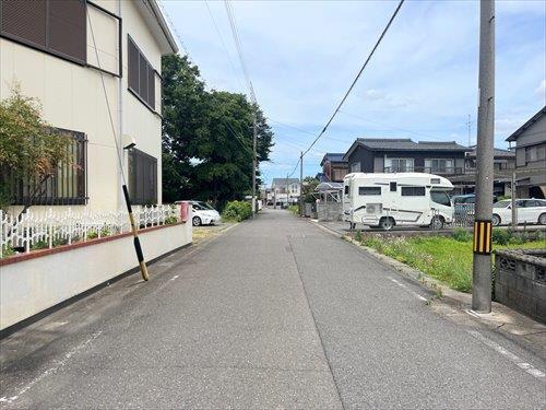 西側前面道路(2026年6月撮影)-3