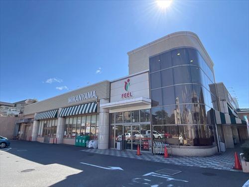 フィールみかん山店まで830m