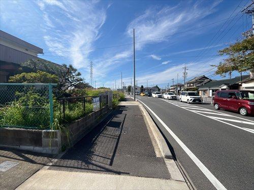 北側前面道路（2026年10月撮影）