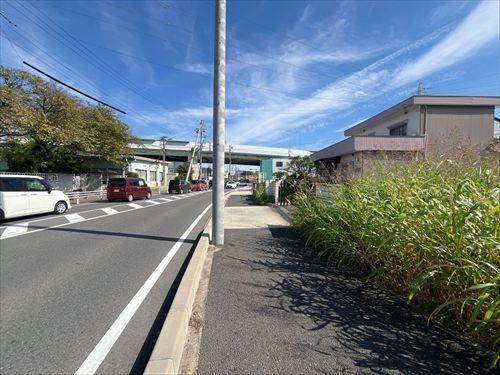 北側前面道路2（2026年10月撮影）