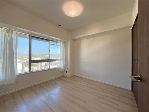 洋室約4.8帖①-1