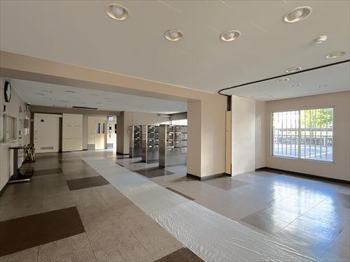 エントランスホール