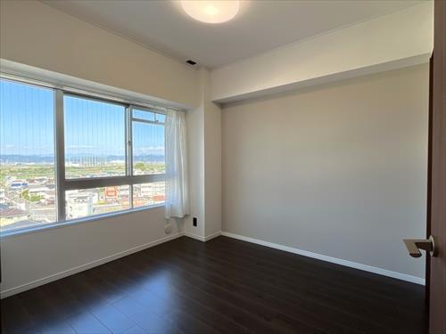 洋室約4.8帖①-1