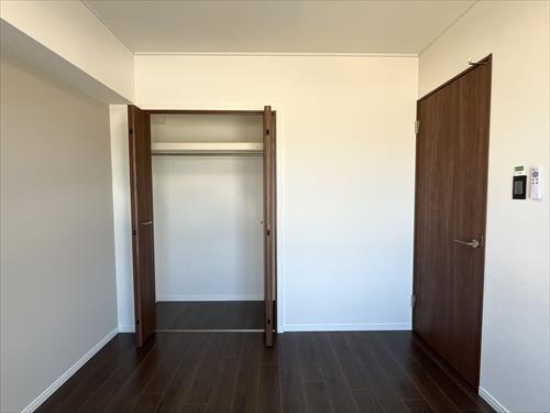 洋室約4.8帖①-2