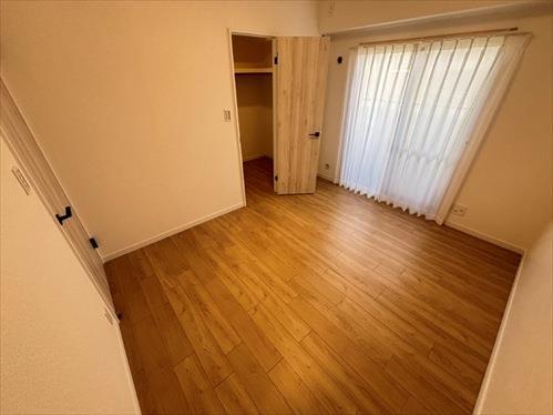 洋室（約6.0帖）