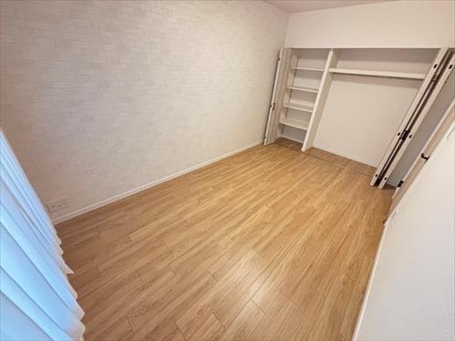 洋室（約7.3帖）